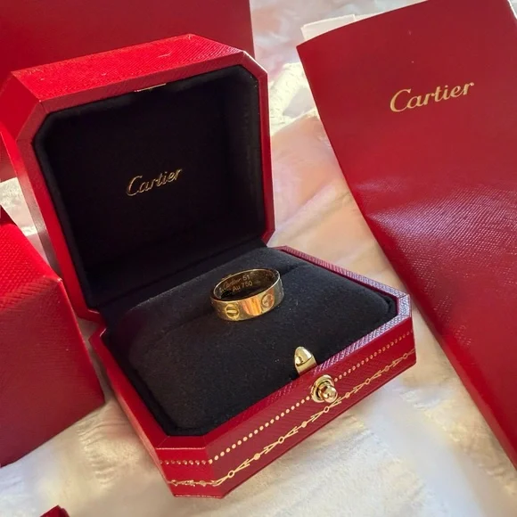 Cartier LOVE Ring yellow gold size 51 full box set + receipt+ certificate. - Picture 2 of 4